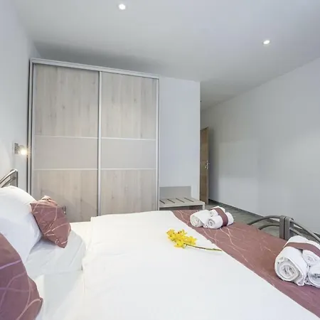 Villa Ingrid In - Haus Fuer 6 Personen *