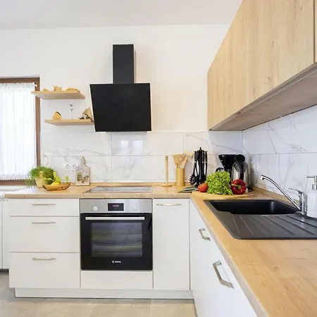 Ingrid In - Haus Fuer 6 Personen Buzet