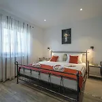 ヴィラ Ingrid In - Haus Fuer 6 Personen ブゼト